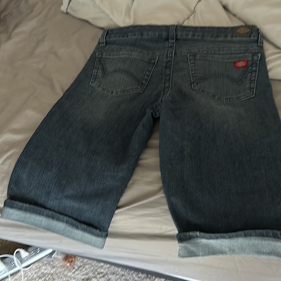 Put on but never worn or even wore. Dickies Bermuda shorts - Picture 5 of 5